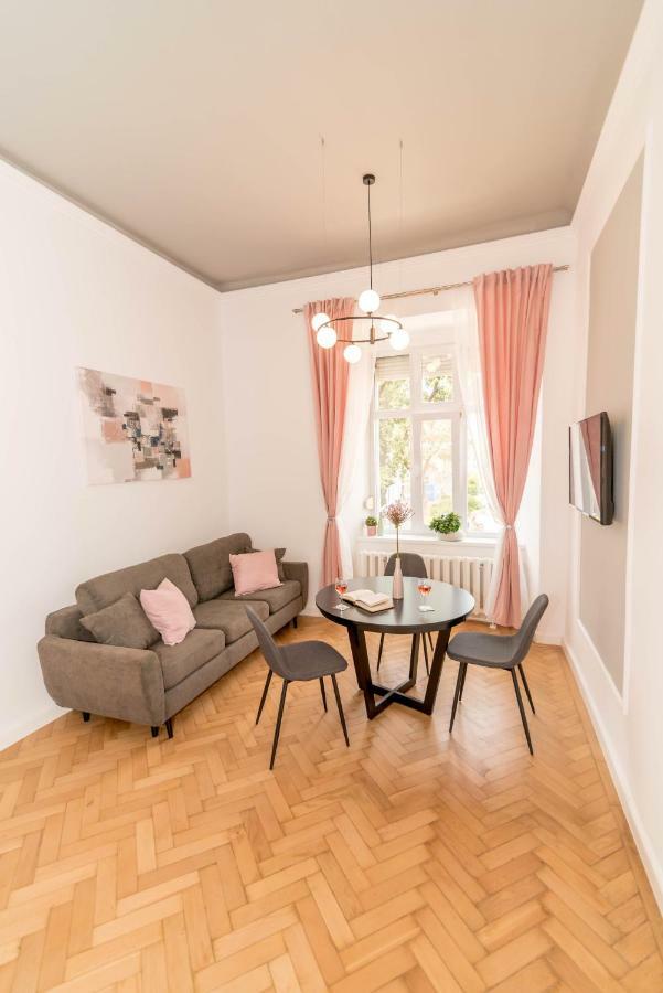 Apartment Premium Suites *